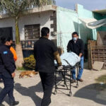 Hombre vive con el cuerpo de su esposa fallecida porque no tenía dinero para los gastos funerarios