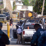 Riña entre grupos rivales de pandillas deja al menos 8 muertos en cárcel de Colima