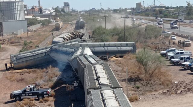 El tren carguero se descarriló en la parte Sur de Ciudad Obregón.