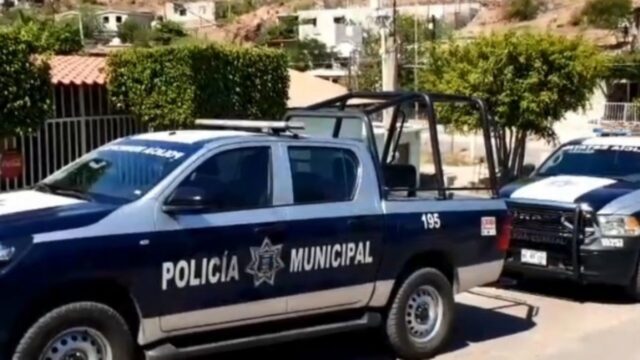 Elementos de la Policía Municipal tomaron nota del hurto de dinero en efectivo y un automóvil de la colonia Burócrata.