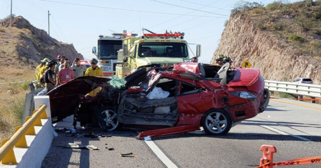 Totalmente destrozado quedó el vehículo que participó en el accidente.