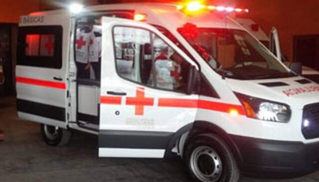 Dos ambulancias nuevas se pondrán en servicio, una vez inaugurada la base San Carlos de Cruz Roja Mexicana.