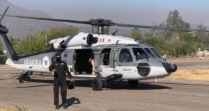 Este moderno helicóptero de la Guardia Nacional apoyará las acciones del combate del incendio en la sierra de Álamos.