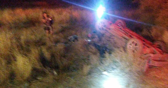 Brutal choque por alcance deja seis heridos en la carretera Pitiquito - Altar