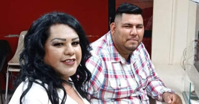 Pareja del mismo sexo se une en matrimonio en Ciudad Obregón