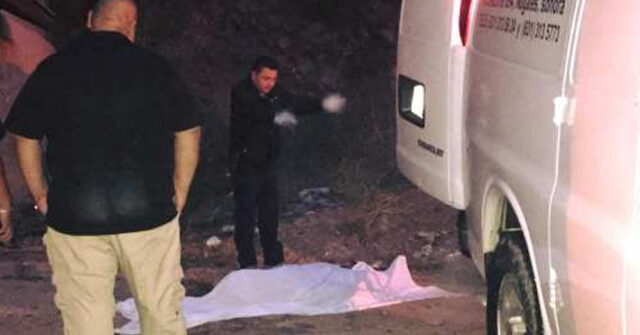 Asesinan a golpes a hombre y ocultan su cuerpo tras contenedor en Nogales
