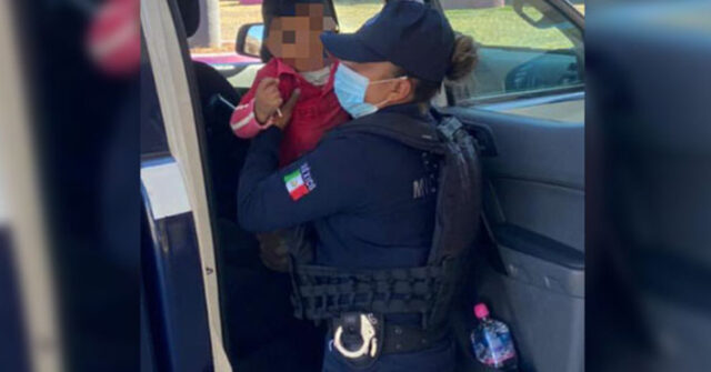 Mujer entrega a su hijo de 5 años porque no puede cuidarla en la colonia Puerta del Rey