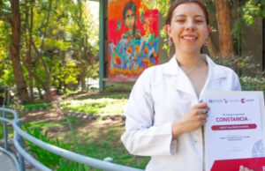 Estudiante mexicana inventa dispositivo para detectar de drogas en las bebidas