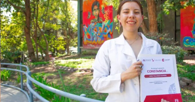 Estudiante mexicana inventa dispositivo para detectar de drogas en las bebidas