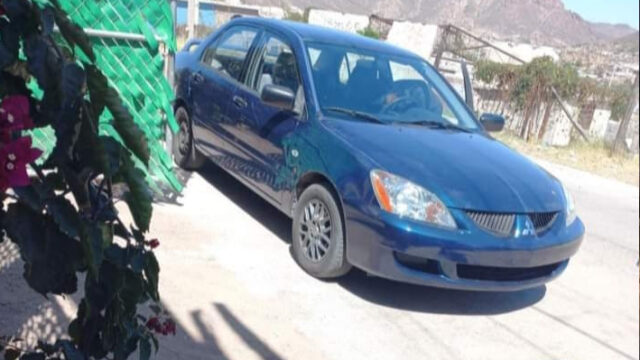 Ladrones desaparecen vehículo en pleno Centro de Guaymas