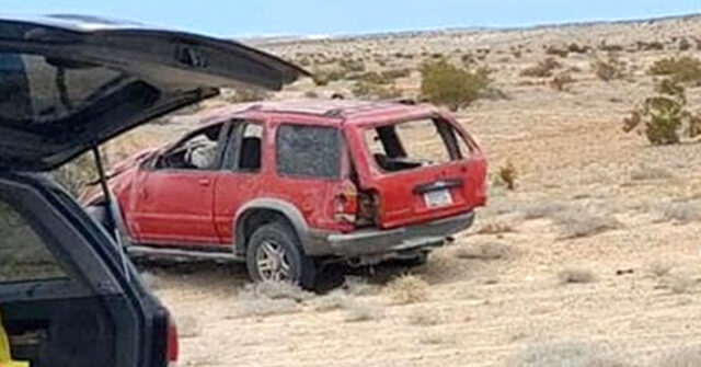 Muere mujer y un menor en brutal accidente en Puerto Peñasco