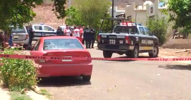 Sicarios ejecutan a una mujer en el fraccionamiento Las Acacias del sector Guaymas Norte