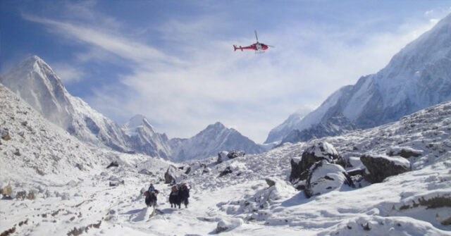 Muere cinco mexicanos al estrellarse el helicóptero en que viajaban en el Monte Everest