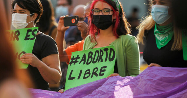 Fallan a favor de la despenalización del aborto en todo México