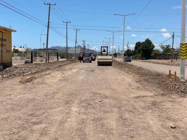 Inicia segunda etapa de pavimentación del bulevar Héroe de Nacozari en beneficio de las familias empalmenses Inicia segunda etapa de pavimentación del bulevar Héroe de Nacozari en beneficio de las familias empalmenses