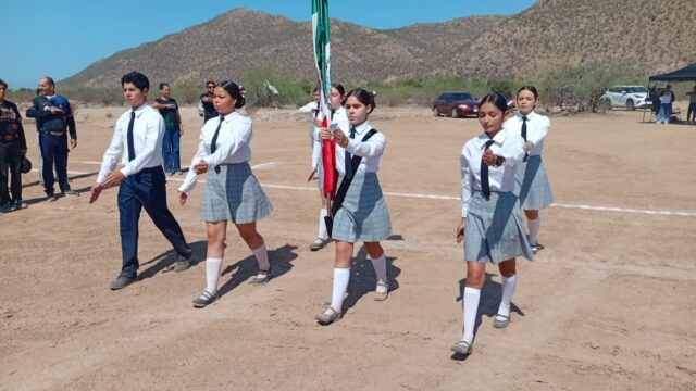 Inaugura Gobierno de Empalme la Liga Interbarrial de Béisbol "Eloy 'Balo' Ramírez" Inaugura Gobierno de Empalme la Liga Interbarrial de Béisbol "Eloy 'Balo' Ramírez".
