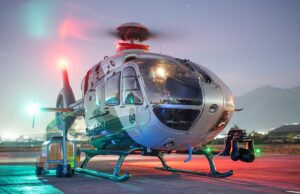 Rescatan a dos migrantes al punto de congelación en Arizona Mediante el uso de un helicóptero fueron rescatados dos migrantes al punto de quedar congelados.