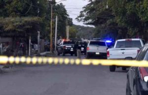 Sicarios acribillan a cinco personas en la colonia Ampliación Alameda Sicarios acribillan a cinco personas en la colonia Ampliación Alameda