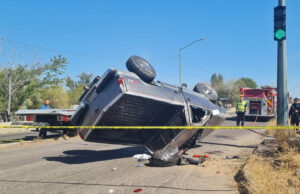 Ladrón de combustible ocasiona persecución y termina volcándose en Hermosillo Ladrón de combustible ocasiona persecución y termina volcándose en Hermosillo