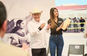 Exportaciones récord en Sonora benefician a familias gracias al trabajo del Gobernador Durazo Exportaciones récord en Sonora benefician a familias gracias al trabajo del Gobernador Durazo