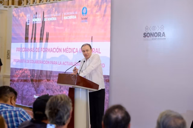Gobernador Durazo impulsa capacitación a médicos con mil becas para fortalecer atención a la salud Gobernador Durazo impulsa capacitación a médicos con mil becas para fortalecer atención a la salud