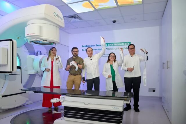 Gobernador Durazo y Presidenta Sheinbaum refuerzan salud con cuatro proyectos hospitalarios y equipo oncológico de alta especialidad Gobernador Durazo y Presidenta Sheinbaum refuerzan salud con cuatro proyectos hospitalarios y equipo oncológico de alta especialidad.