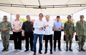 Gobernador Durazo fortalece instituciones de seguridad con entrega de 73 nuevas unidades Gobernador Durazo fortalece instituciones de seguridad con entrega de 73 nuevas unidades
