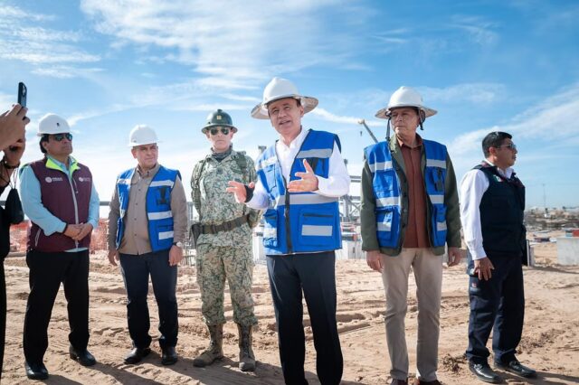 Reporta Gobernador Durazo 35% de avance en construcción del Hospital del IMSS en San Luis Río Colorado.