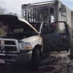 Se incendia camión de carga en el tramo carretero San José de Guaymas- San Judas Tadeo.