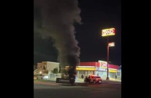 Hombre celoso le prende fuego a una pareja y mata a la mujer en Hermosillo