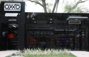 Abren la primera tienda Oxxo con inteligencia artificial