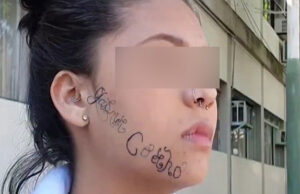 Secuestra a su ex novia, la tortura y le tatúa su nombre en el rostro Secuestra a su ex novia, la tortura y le tatúa su nombre en el rostro